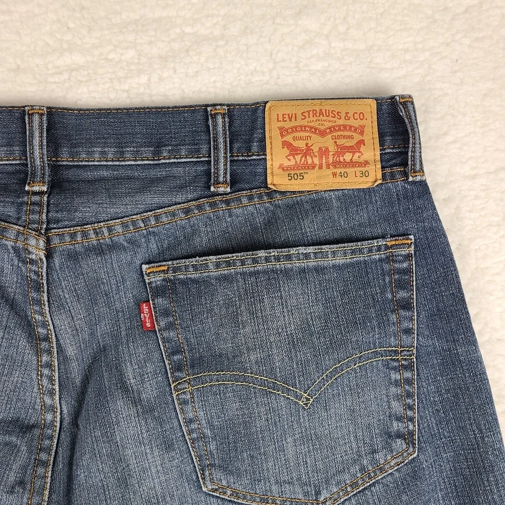 Levi's 505 Jeans Mens 40x30 Blue Regular Fit‎ Straight Leg Dark Wash Denim *